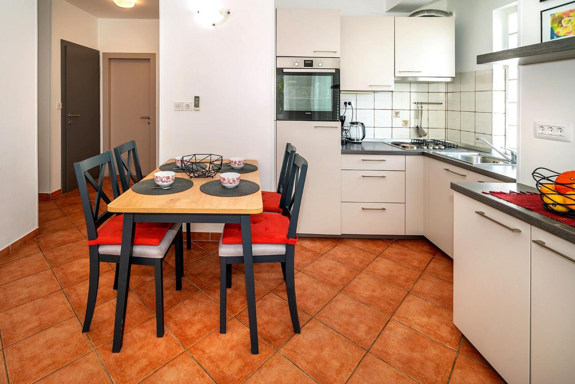 Apartments With Terrace Baška Habitación foto