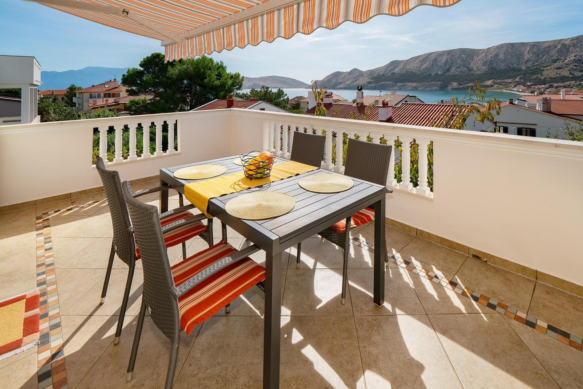 Apartments With Terrace Baška Habitación foto